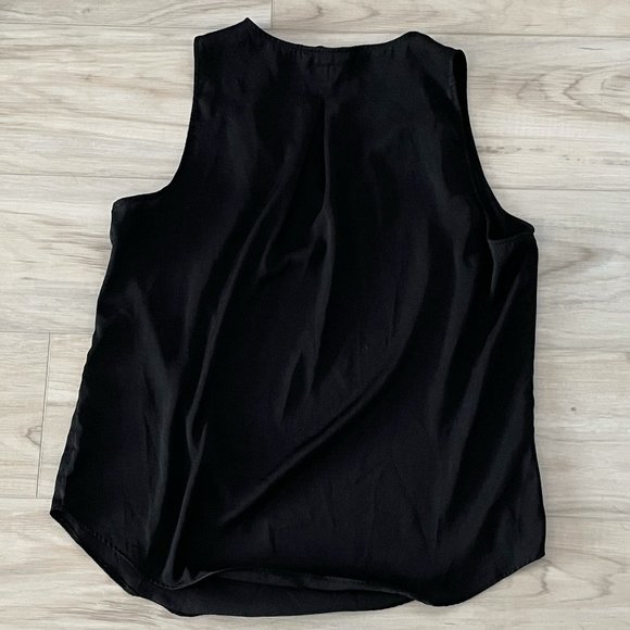 Banana Republic Pleated V-Neck Tank - Sz M - Picture 4 of 5